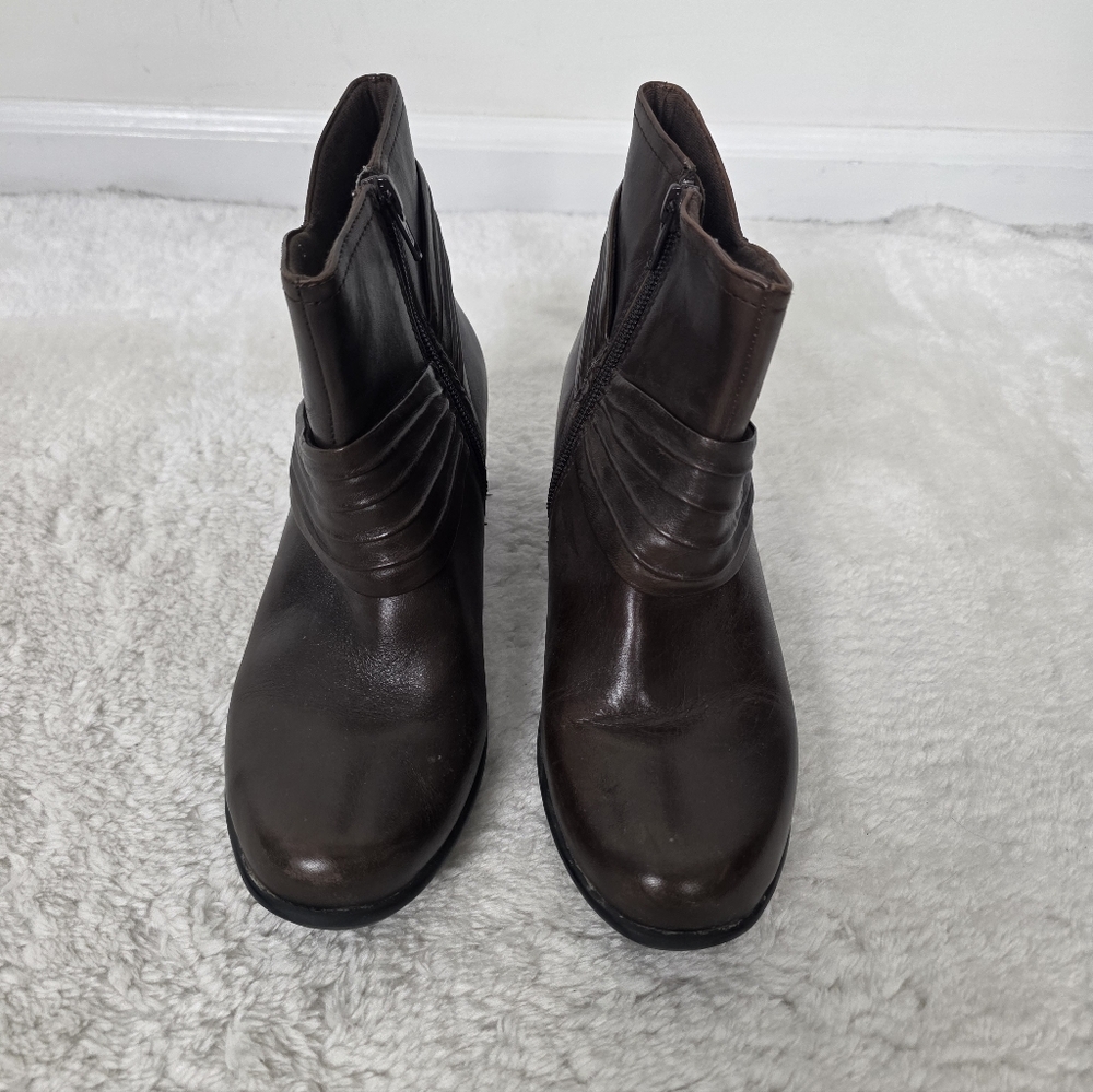 Clarks Dark Brown Ankle Boots with Zipper